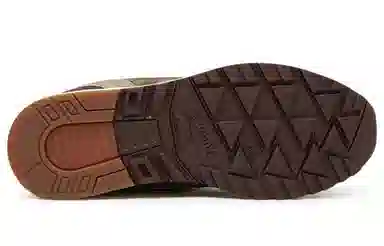 Feature x Saucony Shadow 6000