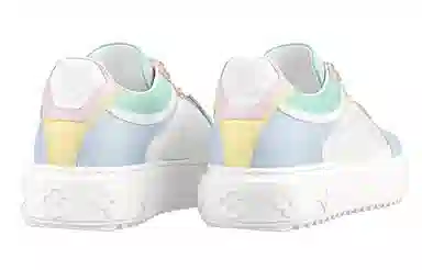 LOUIS VUITTON Time Out