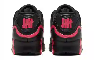 UNDEFEATED x Nike Air Max 90