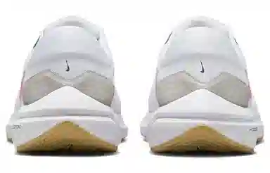 Nike Air Zoom Vomero 16