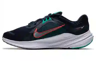 Nike Quest 5 Black Green