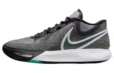 Nike Kyrie 8 "Light Menta"