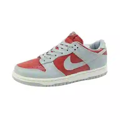 Nike Dunk Low "Ultraman"