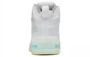 910