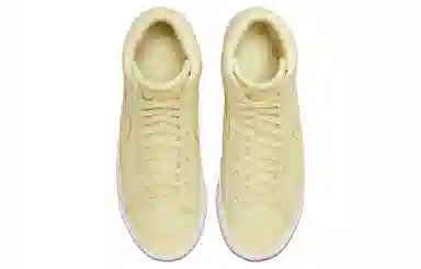Nike Blazer Mid Beige