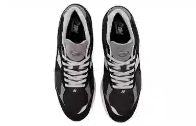 New Balance NB 2002R GoreTex