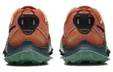 Nike Air Zoom Terra Kiger 8