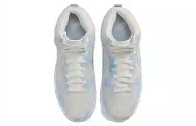 Nike Dunk "Tread in the Clouds"