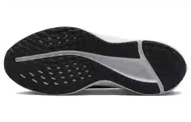 Nike Quest 5 Black Green