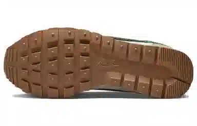 Nike Air Pegasus SE