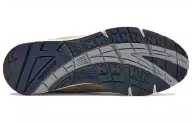 JJJJound x New Balance 991 Brown