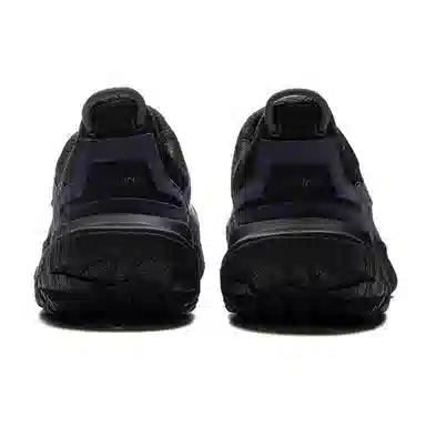 LiNing CF Lite