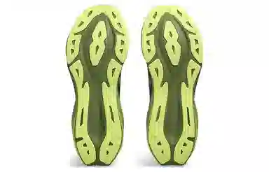 Asics Novablast 3