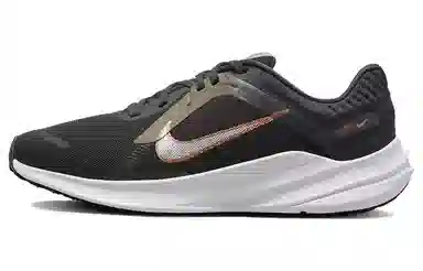 Nike Quest 5 Black Green
