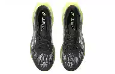 Asics Novablast 3