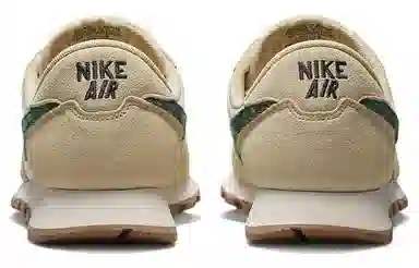 Nike Air Pegasus SE