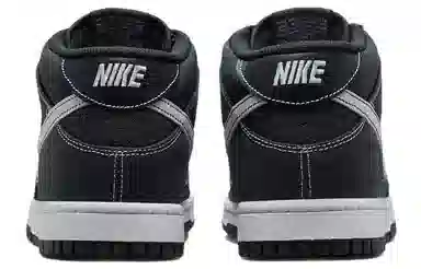 Nike Dunk "Off Noir"