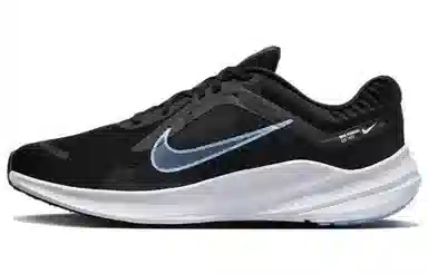Nike Quest 5 Black