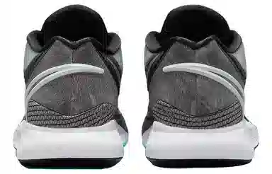 Nike Kyrie 8 "Light Menta"