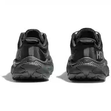 HOKA ONE ONE Transport