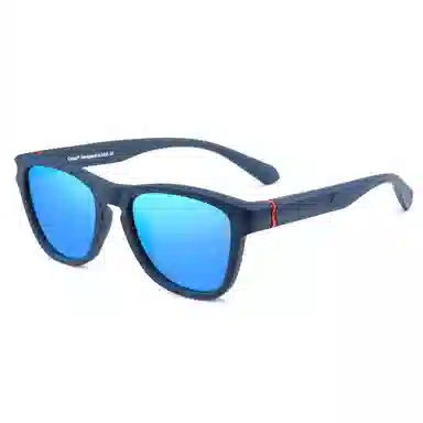 CYXUS
