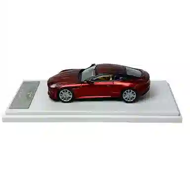 DB12Aston Martin 164