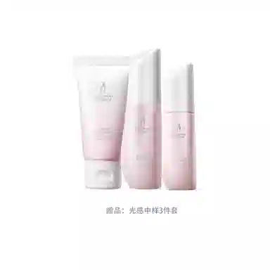 袋鼠妈妈光感透亮护肤品水乳补水保湿化妆品精华礼盒套装