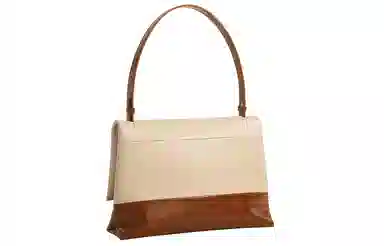 时尚通勤 妙迪 小众高级感拼接撞色 牛皮 邮差腋下单肩斜挎包包 女款 拿铁千层雪