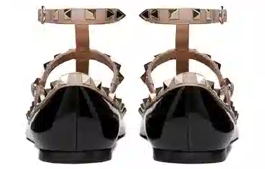 Valentino Rockstud