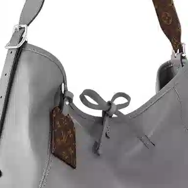 LOUIS VUITTON Carryall Dark MM