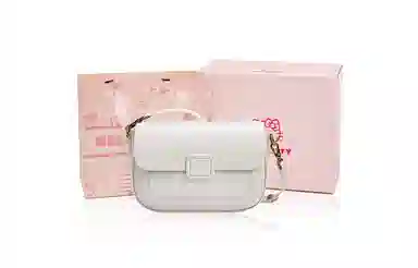 MESUCA x Sanrio kitty