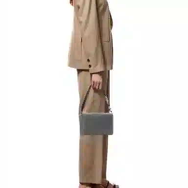 alexander wang heiress Logo