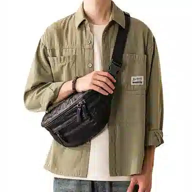 后步 小众设计感简约百搭休闲通勤运动个性日常轻便 真皮头层牛皮水洗皮软皮 斜挎包胸包 中号 男款 黑色