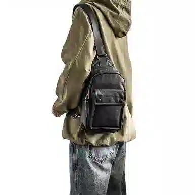 后步 小众设计感原创简约通勤时尚潮牌运动日常休闲出行 真皮头层植鞣牛皮 斜挎包背包胸包 常规 男女同款情侣款 黑色