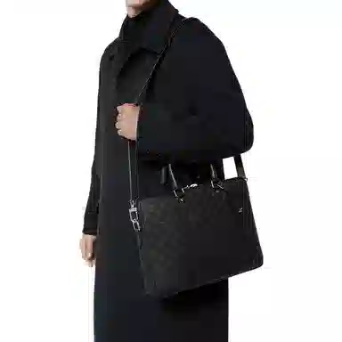 LOUIS VUITTON Porte-Documents Voyage PM