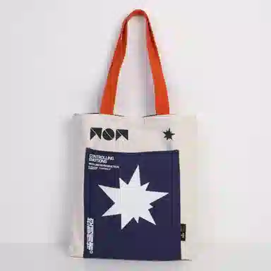 Wanwu Wenchuang Canvas Shoulder Bag