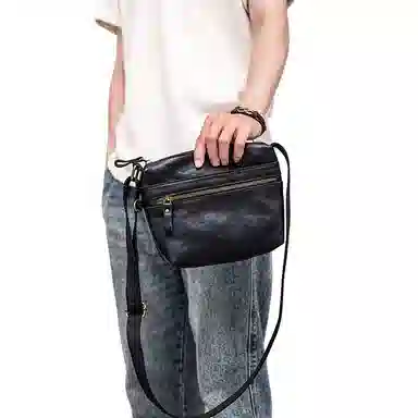 Hou Bu Shoulder Bag Black