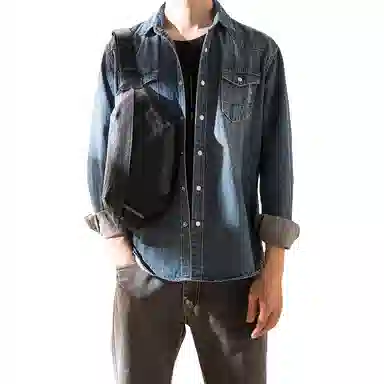 后步 原创小众不撞款设计简约时尚休闲通勤百搭个性运动 头层植鞣牛皮真皮 手机包胸包 常规 男女同款情侣款 黑色