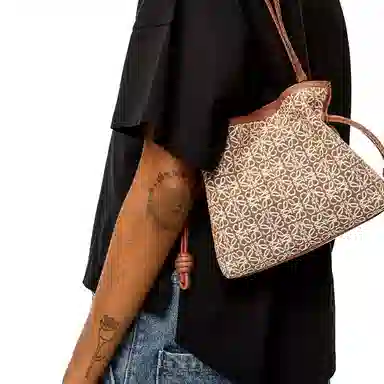 LOEWE Flamenco