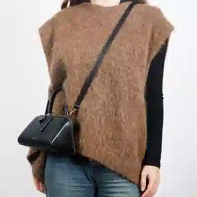 TOMATO&POTATO Triangle Bag