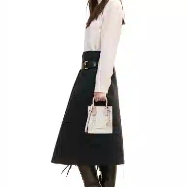 MICHAEL KORS MK Mercer Logo