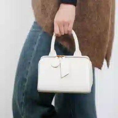 TOMATO&POTATO Triangle Bag