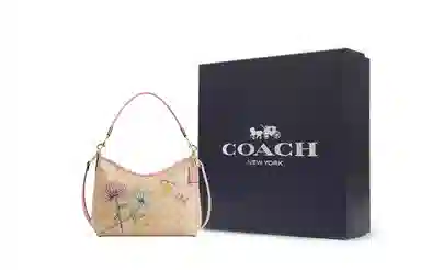 COACH Laurel 31