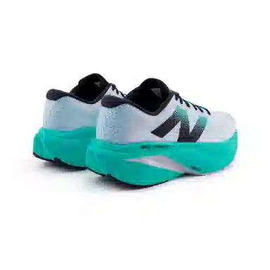 New Balance FuelCell SuperComp Trainer v3 Green