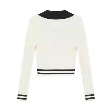 美特斯邦威 字母翻领时尚短款内搭针织衫 女款