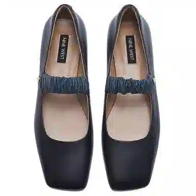 NINE WEST