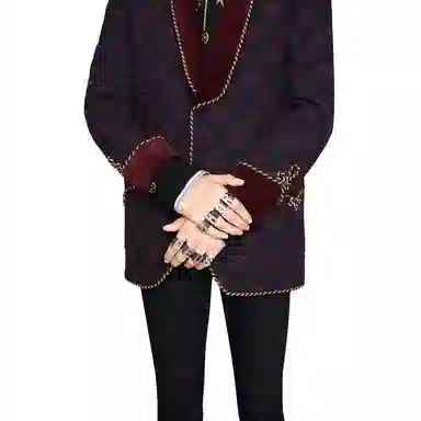 GUCCI V