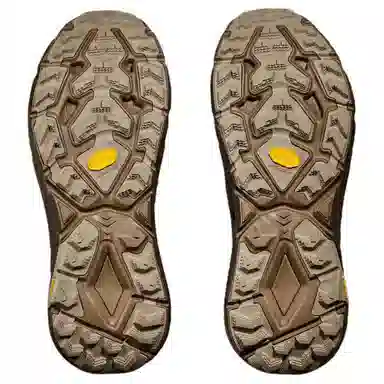 Satisfy x HOKA ONE ONE Mafate Speed 4 Brown