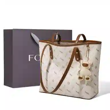 FOXER Tote