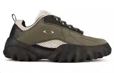 Brain Dead x Oakley Factory Team Chop Saw Black